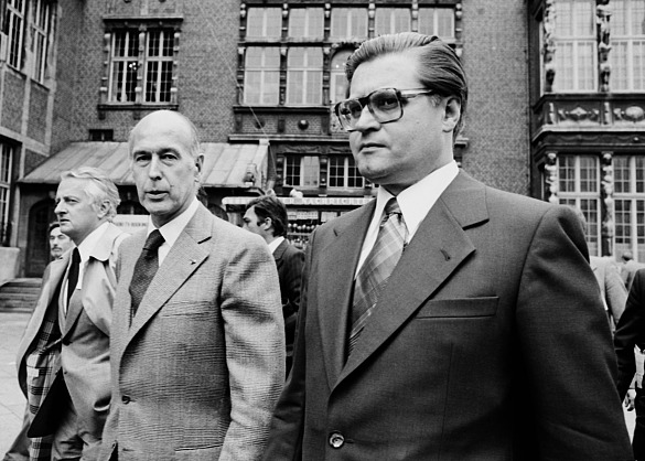 EG-Gipfel 1978 in Bremen: Frankreichs Staatspräsident Valery Giscard d´Estaing und Bürgermeister Hans Koschnick stehen nebeneinander