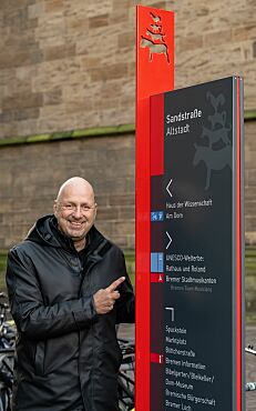 Oliver Rau, Geschäftsführer der WFB Wirtschaftsförderung Bremen GmbH, stellte das neue Informations- und Leitsystem vor. Foto: WFB/Jan Rathke