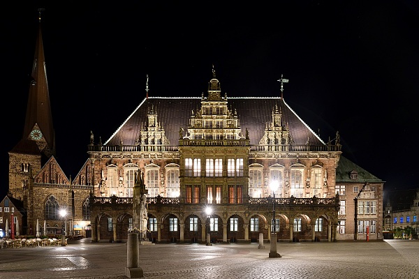 Rathaus und Roland - UNESCO-Welterbe seit 2004